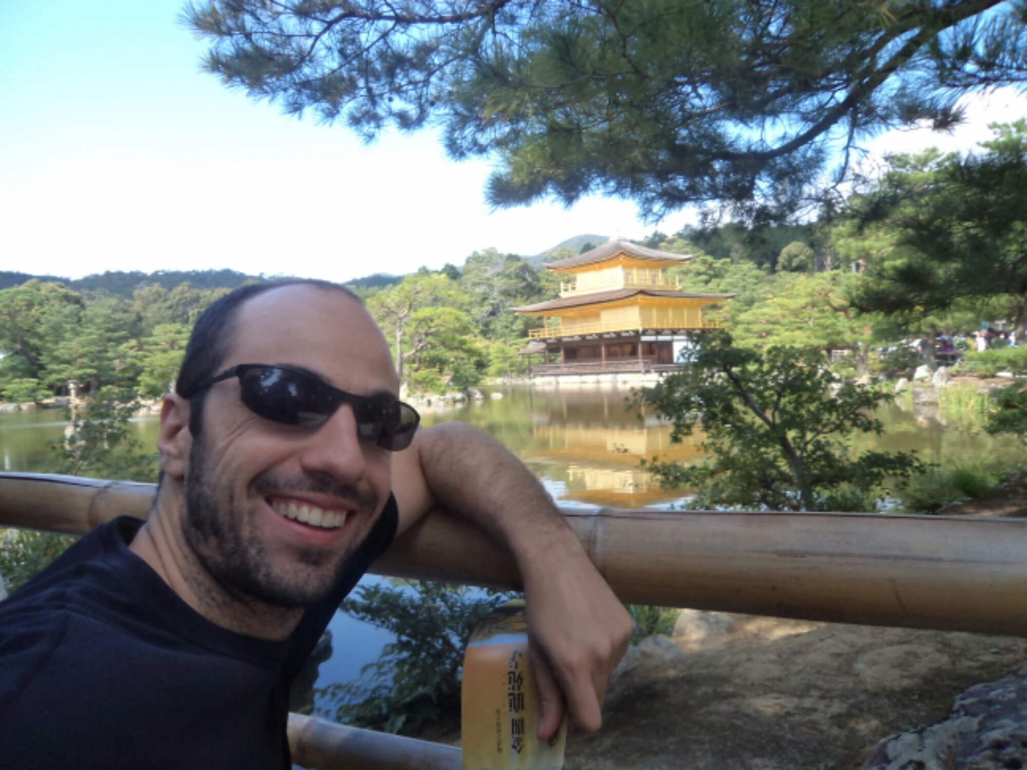 Eu e o Pavilão de Ouro, Kinkakuji em Kyoto, Japão