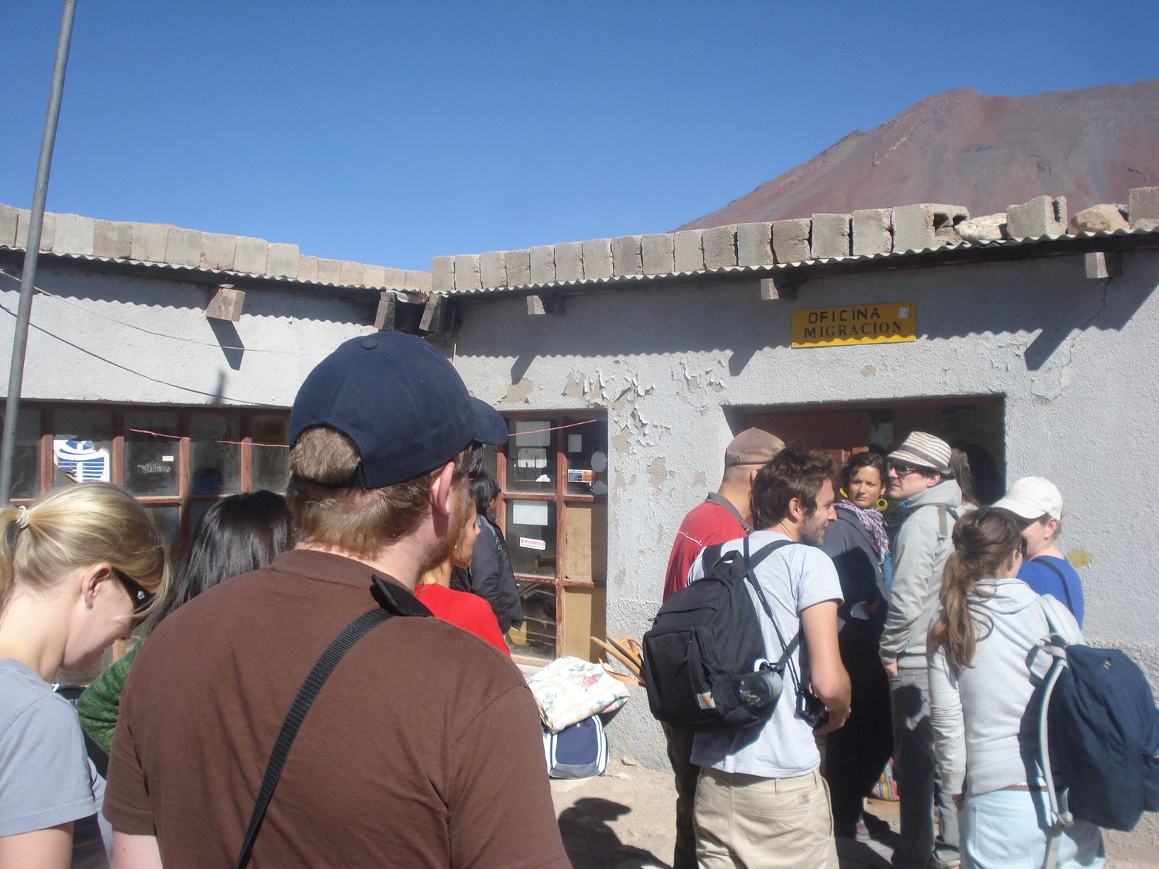 Imigração da Bolívia na saída do Atacama 1