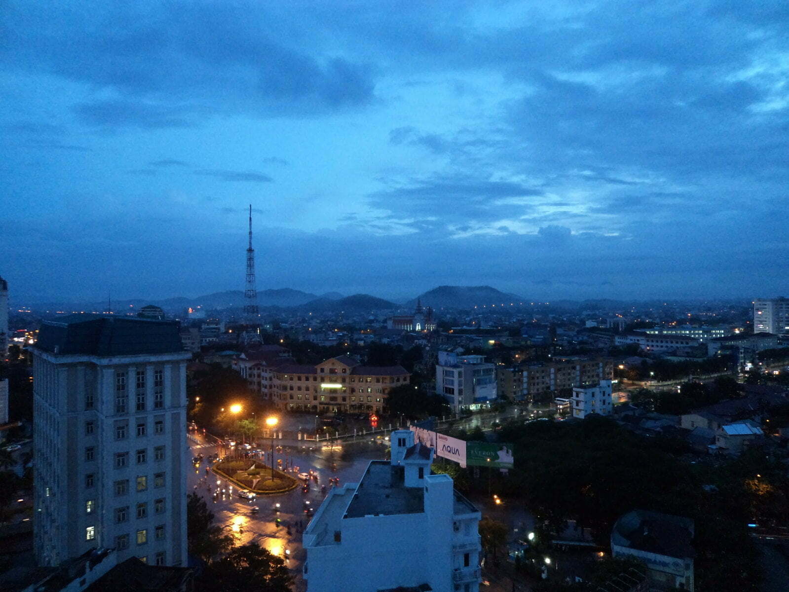 Vista de Hue do hotel Eldora - Hue, Vietnã